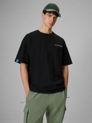 4F T-shirt loose z nadrukiem męski - czarny S. Czarne t-shirty męskie 4F, m, bez wzorów, z bawełny, bez kołnierzyka, bez ramiączek. Za 89.99 zł.