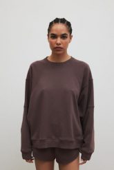 Bluza damska z przeszyciami w kolorze PURPLE TAUPE - NORD-UNI. Fioletowe bluzy damskie Marsala, m, bez wzorów, z bawełny, bez ramiączek, bez kaptura. Za 319.90 zł.
