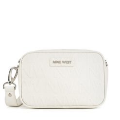 Torebka Nine West. Białe listonoszki damskie Nine West, bez wzorów, bez dodatków. Za 219.99 zł.