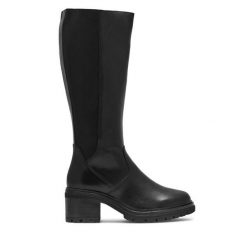 Kozaki Lasocki. Czarne kozaki damskie Lasocki, bez wzorów, bez obcasa, na słupku, bez zapięcia. Za 379.99 zł.