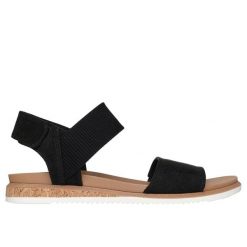 Sandały damskie Skechers BOBS Desert Kiss Low - Top Look. Czarne sandały damskie Skechers, bez wzorów, bez obcasa, bez zapięcia. Za 264.00 zł.