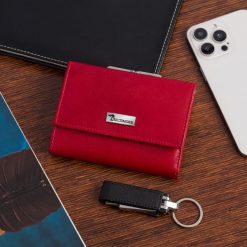 Portfel skórzany damski poziomy na bigiel RFiD skóra klasyk czerwony Beltimore A04. Czerwone portfele damskie ze skóry. Za 79.90 zł.