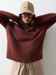 Sweter oversize z długim rękawem - pomarańczowy. Brązowe swetry nierozpinane damskie Sinsay, l, bez wzorów, bez kołnierzyka, bez ramiączek. Za 49.99 zł.