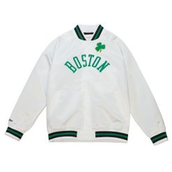 Satynowa bluza dresowa Boston Celtics. Białe bluzy męskie Mitchell & Ness, bez wzorów, z dresówki, sportowe, bez ramiączek, bez kaptura. Za 513.50 zł.