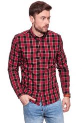 KOSZULA WRANGLER LS 1PKT BUTTON DOWN SALSA RED W5874NQWN 112129576. Czerwone koszule męskie Wrangler, m, bez wzorów, z materiału, bez kołnierzyka, bez ramiączek. W wyprzedaży za 79.99 zł.