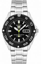 Zegarek Seiko Seiko 5 Sports SNZB23J1 Zegarek męski czarna tarcza 40 mm. Czarne zegarki męskie Seiko, bez wzorów. Za 1,359.99 zł.