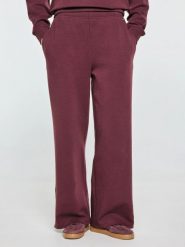 Spodnie damskie dresowe bordowe darianap 604. Czerwone spodnie dresowe damskie BIG STAR, bez wzorów, z bawełny, retro. Za 159.99 zł.
