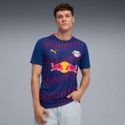 Koszulka piłkarska Puma RB Lipsk 25/26 oficjalna wyjazdowa. Bluzki damskie Puma, xl, bez wzorów, z materiału, sportowe, bez kołnierzyka, bez ramiączek. Za 459.99 zł.