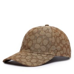 Czapka z daszkiem Coach. Brązowe czapki damskie Coach, bez wzorów. Za 319.99 zł.