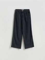 Jeansy wide leg z aplikacjami - czarny. Czarne jeansy damskie Reserved, z aplikacjami, z bawełny. Za 159.99 zł.
