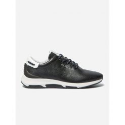 Buty sportowe damskie TBS Confort. Niebieskie obuwie sportowe damskie TBS, bez wzorów, bez zapięcia. Za 513.00 zł.