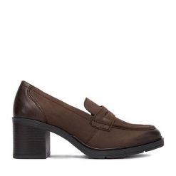Półbuty Lasocki. Brązowe półbuty damskie Lasocki, bez wzorów, bez obcasa, na obcasie, bez zapięcia. Za 229.99 zł.
