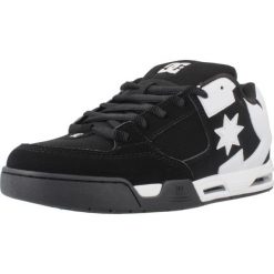 Buty DC DC COMMAND Czarny. Czarne buty zimowe męskie DC Shoes, bez wzorów, ze skóry, bez obcasa, bez zapięcia. Za 426.56 zł.