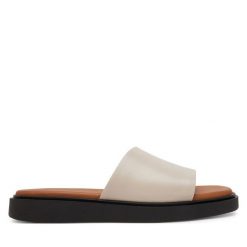 Klapki Vagabond Shoemakers. Brązowe klapki damskie Vagabond Shoemakers, bez wzorów, bez obcasa, bez zapięcia. Za 309.99 zł.