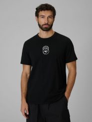 4F T-shirt regular z nadrukiem męski - czarny XL. Czarne t-shirty męskie 4F, m, bez wzorów, z bawełny, bez kołnierzyka, bez ramiączek. Za 59.99 zł.