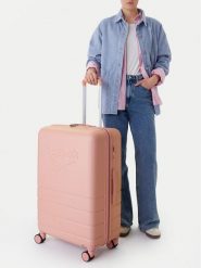 Reebok Walizka duża CEO-RBK-WAL-011-L Różowy. Czerwone walizki damskie Reebok, bez wzorów, z tworzywa sztucznego, duże. Za 349.99 zł.