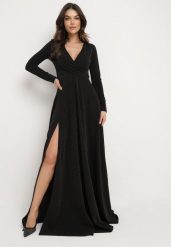 Czarna Rozkloszowana Sukienka z Dekoltem w Serek i Rozcięciem Zdobiona Metaliczną Nicią Emilandra. Czarne sukienki damskie Born2be, s, z aplikacjami, z materiału, eleganckie, bez kołnierzyka, bez ramiączek, maxi, kopertowe. Za 189.99 zł.