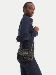 Guess Torebka J6RZ11 W4090 Czarny. Czarne listonoszki damskie Guess, z aplikacjami, ze skóry, bez dodatków. Za 183.99 zł.