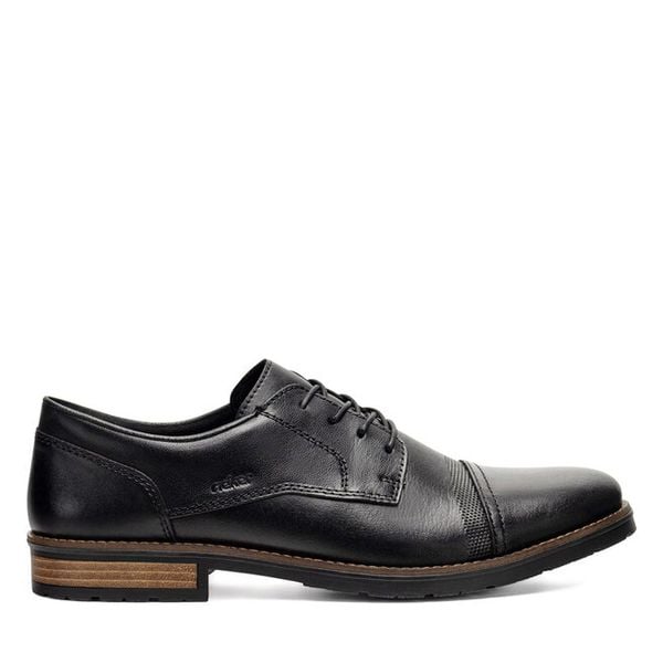 Półbuty Rieker. Czarne buty wizytowe męskie Rieker, bez wzorów, bez obcasa, bez zapięcia. Za 335.00 zł.