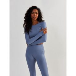 Longsleeve fitness damski Beshaped Femme Force bezszwowy. Niebieskie biustonosze BESHAPED, bez wzorów, z nylonu. W wyprzedaży za 160.65 zł.