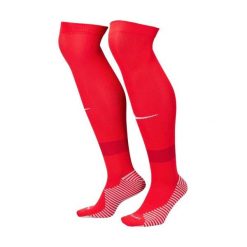 Podkolanówki Piłkarskie Strike Dla Kobiet. Czerwone skarpetki damskie Nike, bez wzorów. Za 116.99 zł.