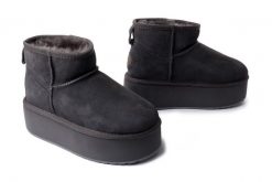 EMU AUSTRALIA W13082 Stinger Micro Flatform charcoal, botki damskie. Szare botki damskie Emu Australia, na zimę, bez wzorów, ze skóry, bez obcasa, bez zapięcia. Za 699.90 zł.