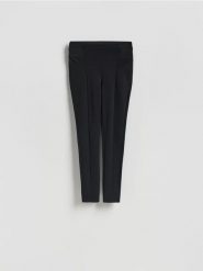 Legginsy z ozdobną taśmą - czarny. Czarne legginsy damskie Reserved, bez wzorów, z dzianiny. Za 89.99 zł.
