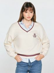 Bluza damska z kontrastowym wykończeniem perłowa gabria 103. Białe bluzy damskie BIG STAR, l, bez wzorów, z dzianiny, eleganckie, bez ramiączek, bez kaptura. Za 199.99 zł.