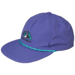 Czapka z daszkiem Helly Hansen Awe Summer. Fioletowe czapki damskie Helly Hansen, bez wzorów, z materiału, wakacyjne. Za 243.50 zł.