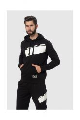EA7 Czarna męska bluza z dużym białym logo. Czarne bluzy męskie EA7 Emporio Armani, m, bez wzorów, z kapturem. W wyprzedaży za 279.99 zł.