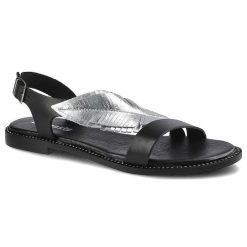 Sandaly damskie Dwunasty Shoes, z regulowanym zapięciem przy pięcie płaską podeszwą oraz dekoracyjnym elementem na cholewce, czarno-srebrne, 900-2. Czarne sandały damskie Dwunasty Shoes, bez wzorów, ze skóry, bez obcasa, na obcasie, bez zapięcia. Za 205.00 zł.