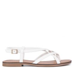 Sandały Jenny Fairy. Białe sandały damskie Jenny Fairy, bez wzorów, bez obcasa, na płaskiej podeszwie, bez zapięcia. Za 47.99 zł.