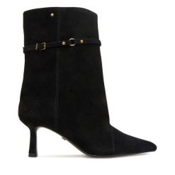 Botki GINO ROSSI. Czarne botki damskie Gino Rossi, bez wzorów, bez obcasa, na szpilce, bez zapięcia. Za 399.99 zł.