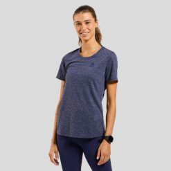 Koszulka damska Odlo ESSENTIAL LINENCOOL T-shirt. Niebieskie t-shirty damskie ODLO, m, bez wzorów, z dzianiny, bez kołnierzyka, bez ramiączek. Za 161.49 zł.