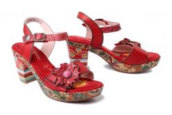 LAURA VITA 0007684 Nellao 31 rouge, sandały damskie. Czerwone sandały damskie Laura Vita, bez wzorów, ze skóry, bez obcasa, na obcasie, bez zapięcia. Za 339.91 zł.