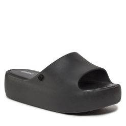 Klapki Melissa. Czarne klapki damskie Melissa, bez wzorów, bez obcasa, bez zapięcia. Za 419.99 zł.