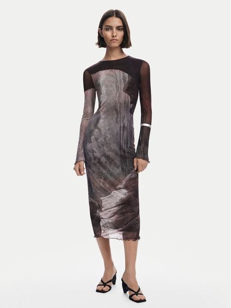 Desigual Sukienka codzienna Abyss Lacroix 25WWVK01 Brązowy Slim Fit. Brązowe sukienki damskie Desigual, na co dzień, xl, bez wzorów, z syntetyku, bez kołnierzyka, bez ramiączek, proste. Za 369.99 zł.