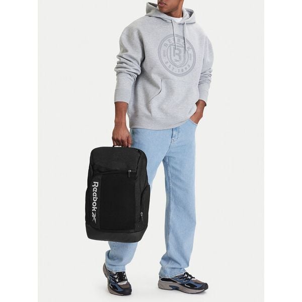 Plecak Reebok. Czarne plecaki męskie Reebok, bez wzorów, sportowe. Za 199.99 zł.