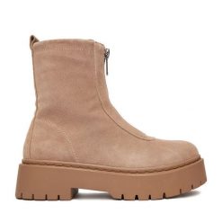 Botki DeeZee. Brązowe botki damskie DeeZee, bez wzorów, bez obcasa, na płaskiej podeszwie, bez zapięcia. Za 319.99 zł.