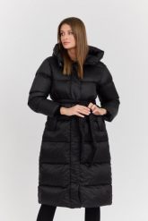 HETREGO Czarny damski puchowy płaszcz Karen Woman Quilted Coat. Brązowe płaszcze damskie HETREGO, bez wzorów, z poliamidu, eleganckie, bez kołnierzyka, bez kaptura. W wyprzedaży za 1,369.99 zł.