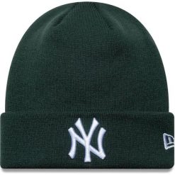 Czapka zimowa New Era League Essential New York Yankees dark green/white. Zielone czapki męskie New Era, na zimę, bez wzorów. Za 119.99 zł.