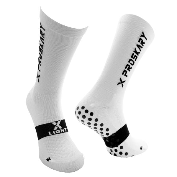 Skarpety sportowe antypoślizgowe Proskary X-Light. Białe skarpetki damskie Proskary, bez wzorów, z materiału. Za 59.99 zł.