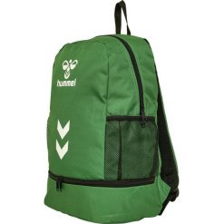 Plecak Hummel Essential Back Pack Unisex Zielony. Zielone plecaki męskie Hummel, bez wzorów, sportowe. Za 118.00 zł.