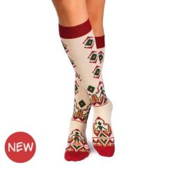 Damskie bawełniane skarpetki 3/4 z tradycyjnymi motywami w kolorze ecru. Białe skarpetki damskie OEM, bez wzorów, z bawełny. Za 45.34 zł.