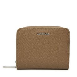 Portfel Calvin Klein. Brązowe portfele damskie Calvin Klein. Za 169.99 zł.