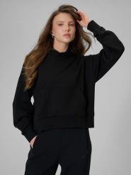 4F Bluza dresowa regular z kapturem damska - czarna L. Czarne bluzy damskie 4F, l, bez wzorów, z dresówki, bez ramiączek, z kapturem. Za 159.99 zł.