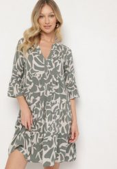 Ciemnozielona Wiskozowa Rozkloszowana Sukienka z Abstrakcyjnym Wzorem Liracalia. Zielone sukienki damskie Born2be, na co dzień, l, bez wzorów, z tkaniny, eleganckie, bez kołnierzyka, bez ramiączek, mini, rozkloszowane. Za 89.99 zł.