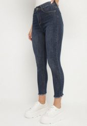 Granatowe Jeansy o Fasonie Slim z Gumką w Pasie Belirane. Niebieskie jeansy damskie Born2be, z aplikacjami, z jeansu, eleganckie. Za 49.99 zł.