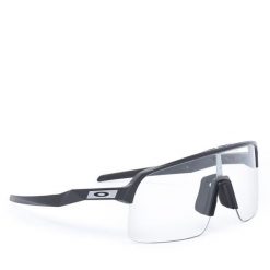 Okulary przeciwsłoneczne Oakley. Szare okulary przeciwsłoneczne damskie Oakley. Za 1,019.00 zł.