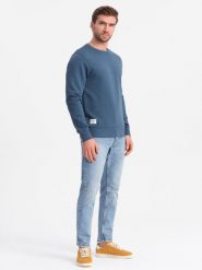 Męska bluza dresowa BASIC z okrągłym dekoltem - granatowa V4. Niebieskie bluzy męskie Ombre Clothing, m, bez wzorów, z bawełny, bez ramiączek, bez kaptura. W wyprzedaży za 109.49 zł.